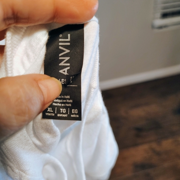 Anvil White Graphic Tee - Picture 2 of 2
